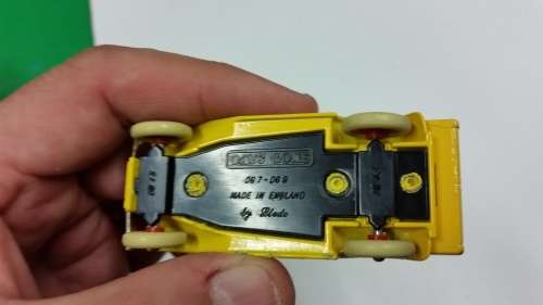 1983 - LLEDO MODELS OF DAYS GONE - FORD MODEL 'A' VAN - COCA COLA BOTTLING PLANT - MADE IN ENGLAND