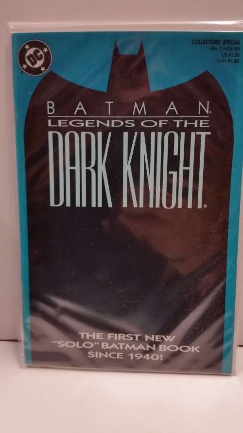 NOV 1989 - ISSUE #1 - BATMAN LEGENDS OF THE DARK KNIGHT - COLLECTORS SPECIAL - BLUE -  DC COMICS