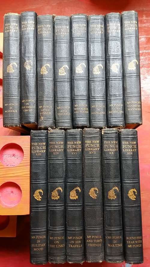SET OF 14 ANTIQUE BOOKS : THE NEW "PUNCH" LIBRARY circa 1900