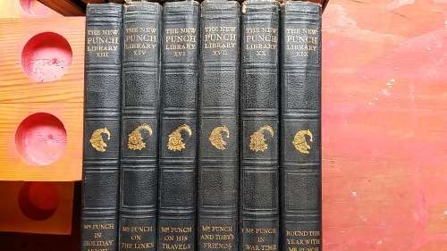 SET OF 14 ANTIQUE BOOKS : THE NEW "PUNCH" LIBRARY circa 1900