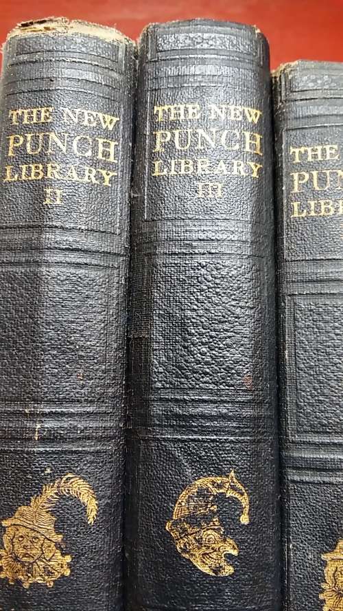SET OF 14 ANTIQUE BOOKS : THE NEW "PUNCH" LIBRARY circa 1900