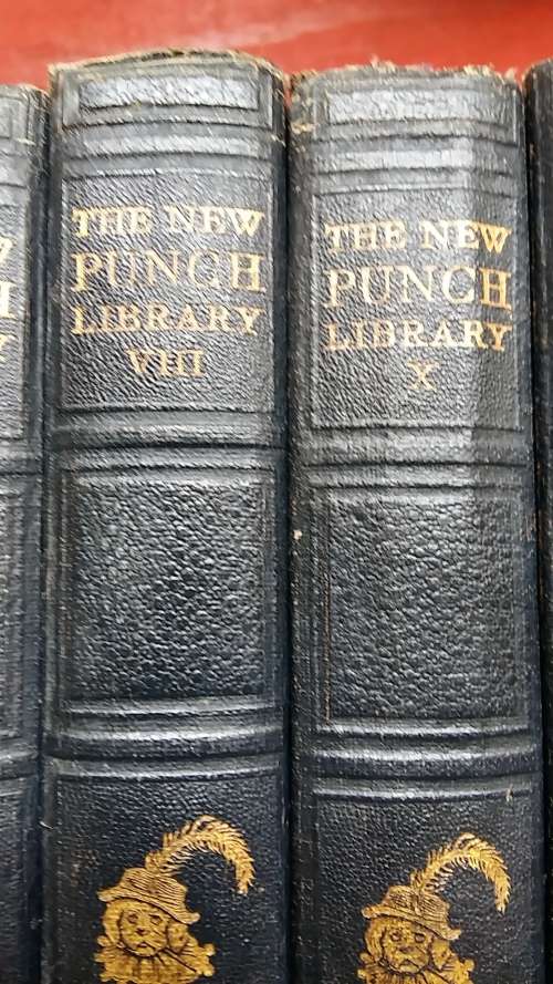 SET OF 14 ANTIQUE BOOKS : THE NEW "PUNCH" LIBRARY circa 1900
