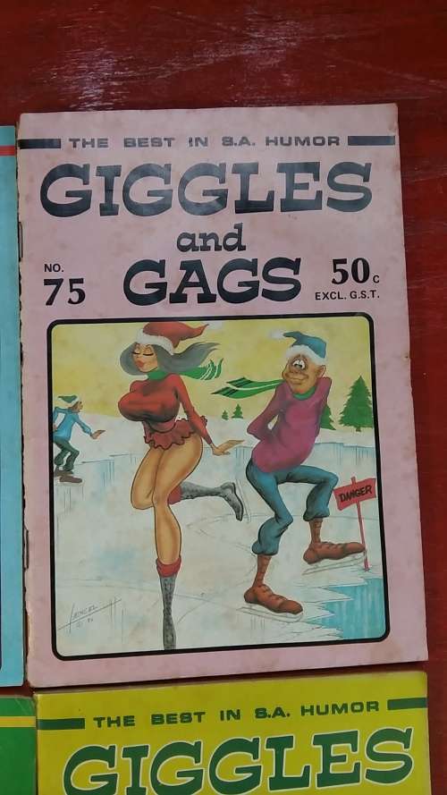 SET OF 5 COLLECTABLE GIGGLES AND GAGS BOOKS FROM THE 1980'S BY LENCEL