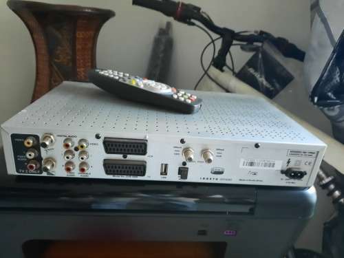 DSTV Decoder combo