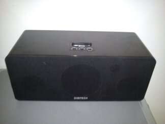 Digitech ipod docking station with remote controller.