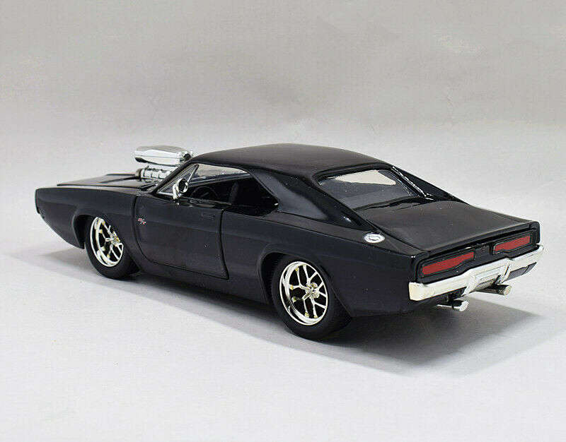 Fast and Furious Diecast Doms 1970 Dodge Charger RT Scale 1/32 JADA