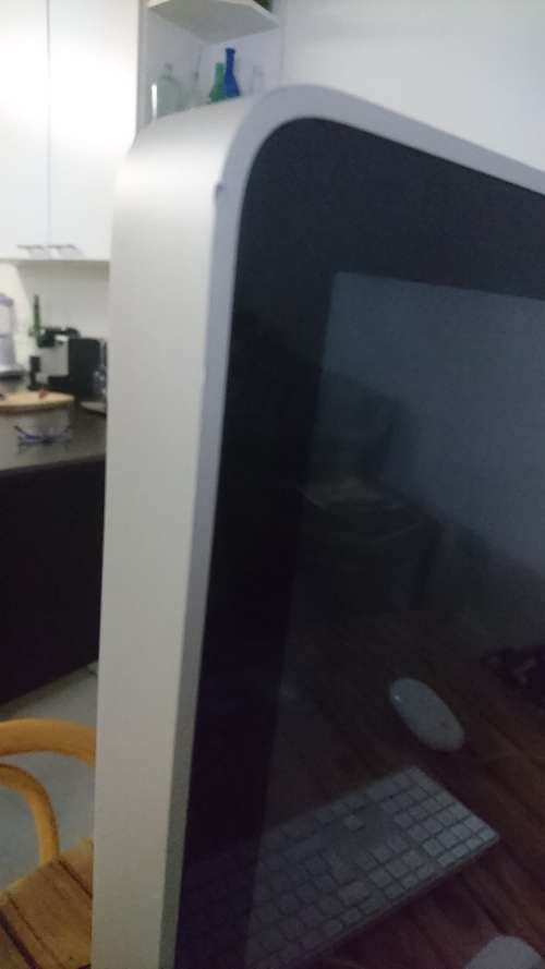 iMac 24" 2009 | 2.66 GHz Core 2 Duo | 500GB | Nvidia GT 120