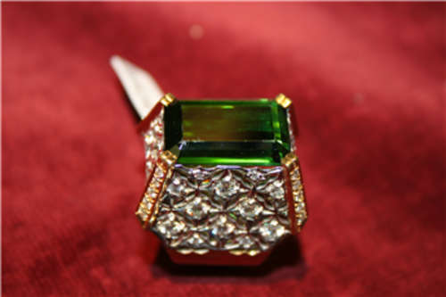 R 65,000 Gold Tourmaline & Diamond Ring - R1, No Reserve !!!