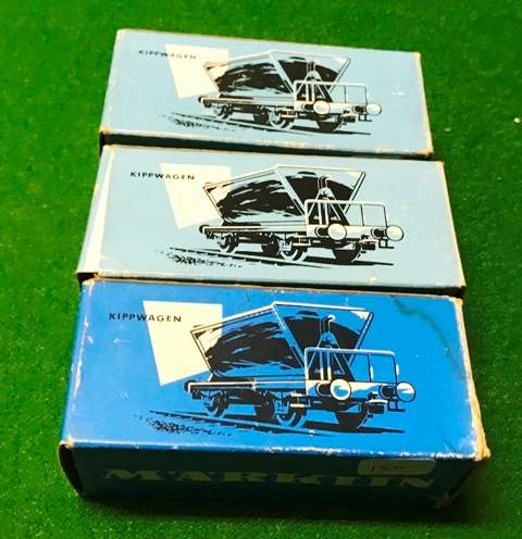 MARKLIN 3 X COAL WAGONS HO. BOXED.