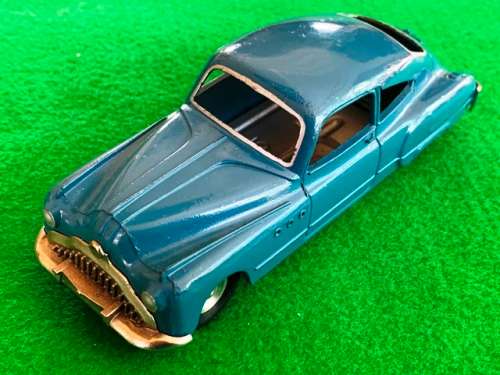 MARKLIN 52 BUICK. VERY EARLY MODEL. LIKE DINKY.