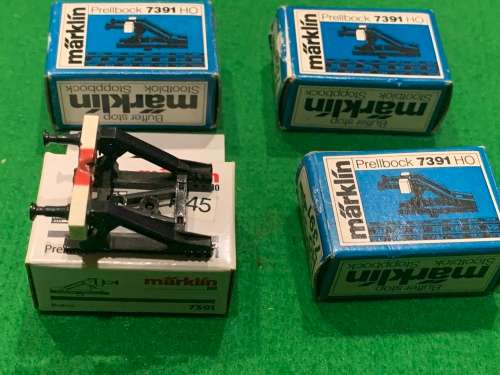 MARKLIN STOP BLOCKS HO