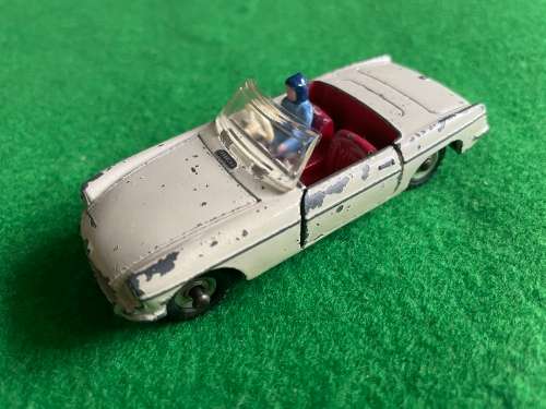 DINKY 113 M G B FOR RESTORATION OR LEAVE AS IS.