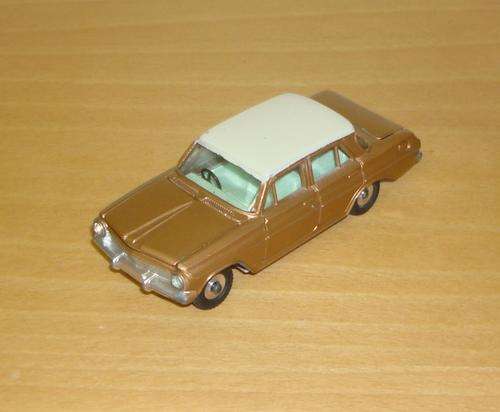 Dinky Toys No.196 Holden Special Sedan