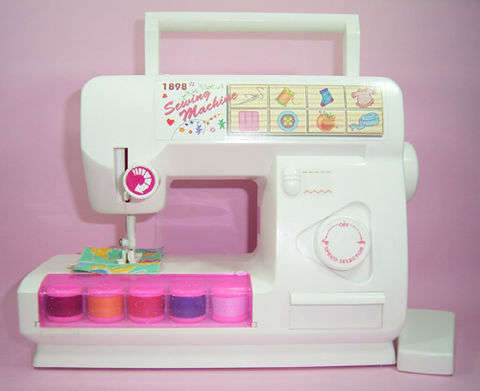 Brand New!!! Operated Sewing Machine for girls!!