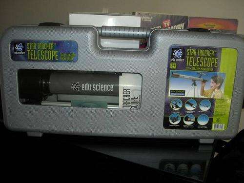 STAR TRACKER TELESCOPE . VERY NICE ! BRAND NEW IN CARRY CASE!