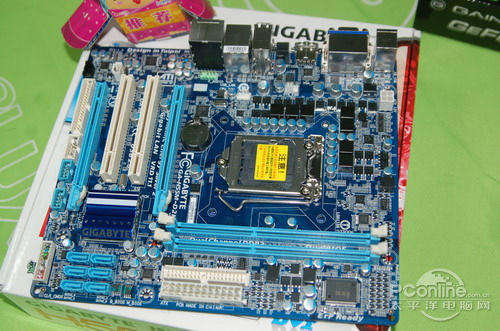 Gigabyte GA-H55M-D2H ON SALE!!