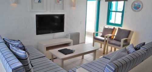 Midweek 4 nights // Club Mykonos / 6-10 May