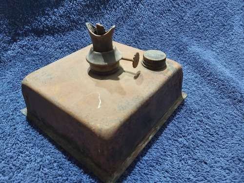 Beautiful vintage tin parafin lamp