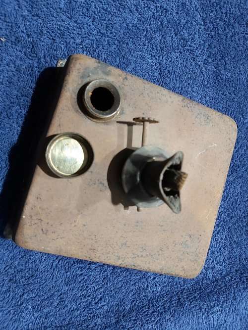 Beautiful vintage tin parafin lamp