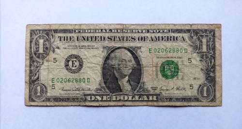 CIRCULATED UNITED STATES ONE DOLLAR BANKNOTE
