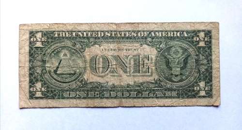 CIRCULATED UNITED STATES ONE DOLLAR BANKNOTE