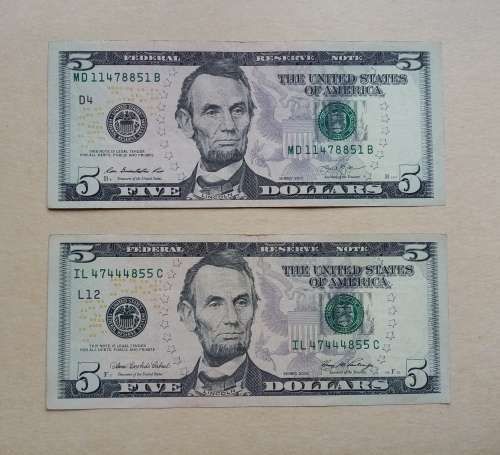 2 X UNITED STATES $5 BANKNOTES(ONE BID FOR BOTH)