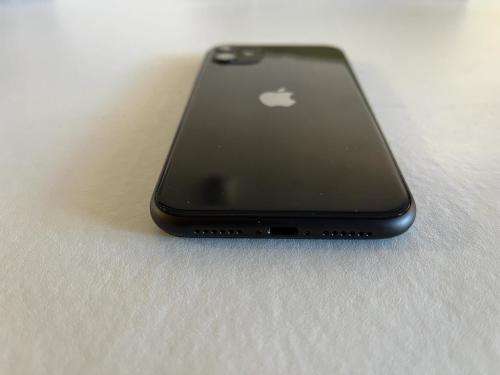 iPhone 11 | 128GB | BLACK