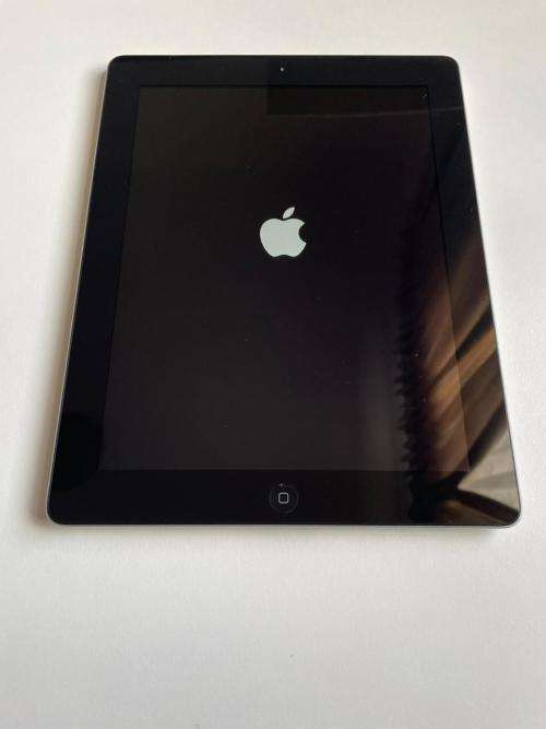 iPad 4th Gen (Retina Display) 16GB WIFI + CELLULAR