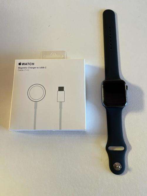 Apple Watch Series SE (44mm) - Grey - iWatch for sale - Great condition !!!PRICE-DROP!!!