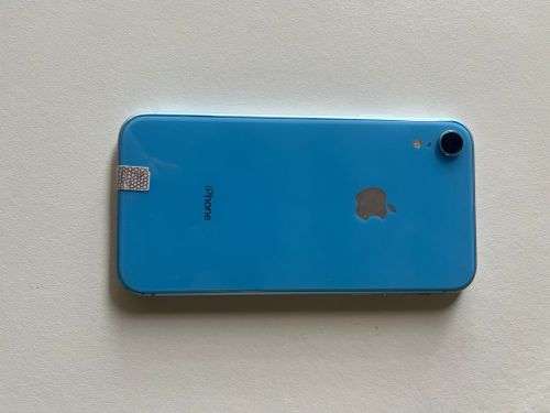 iPhone XR | 64GB | BLUE