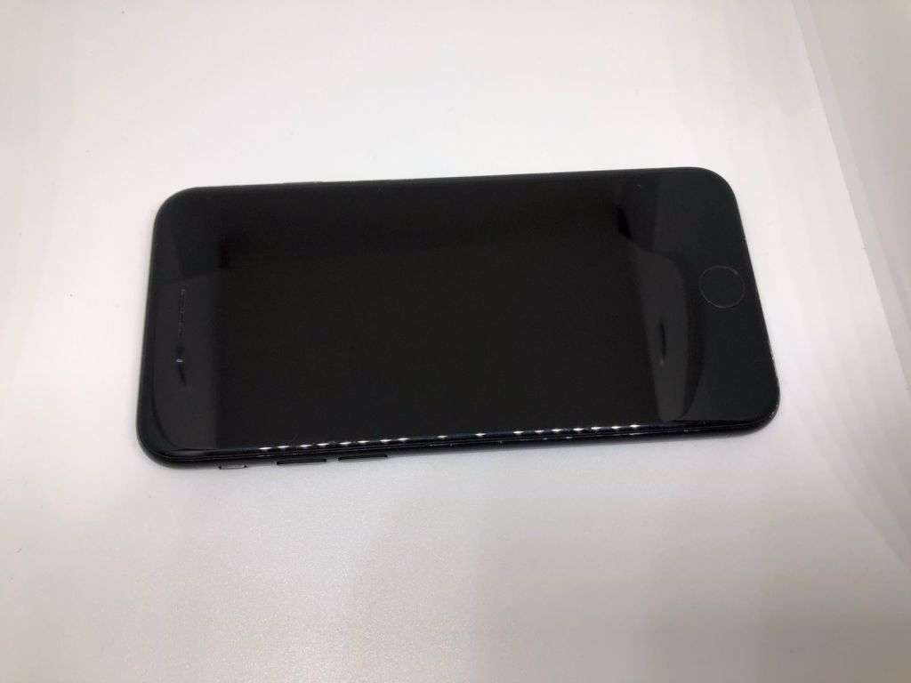 iPhone 7 | 128GB | BLACK