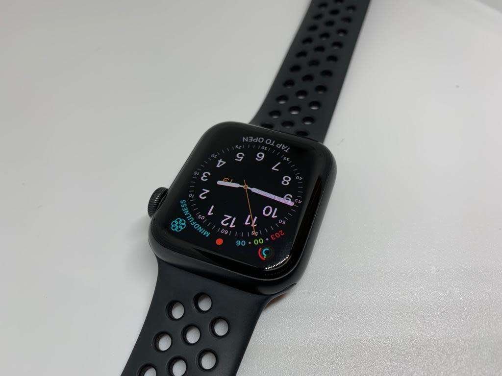 Apple Watch Series 5 44mm