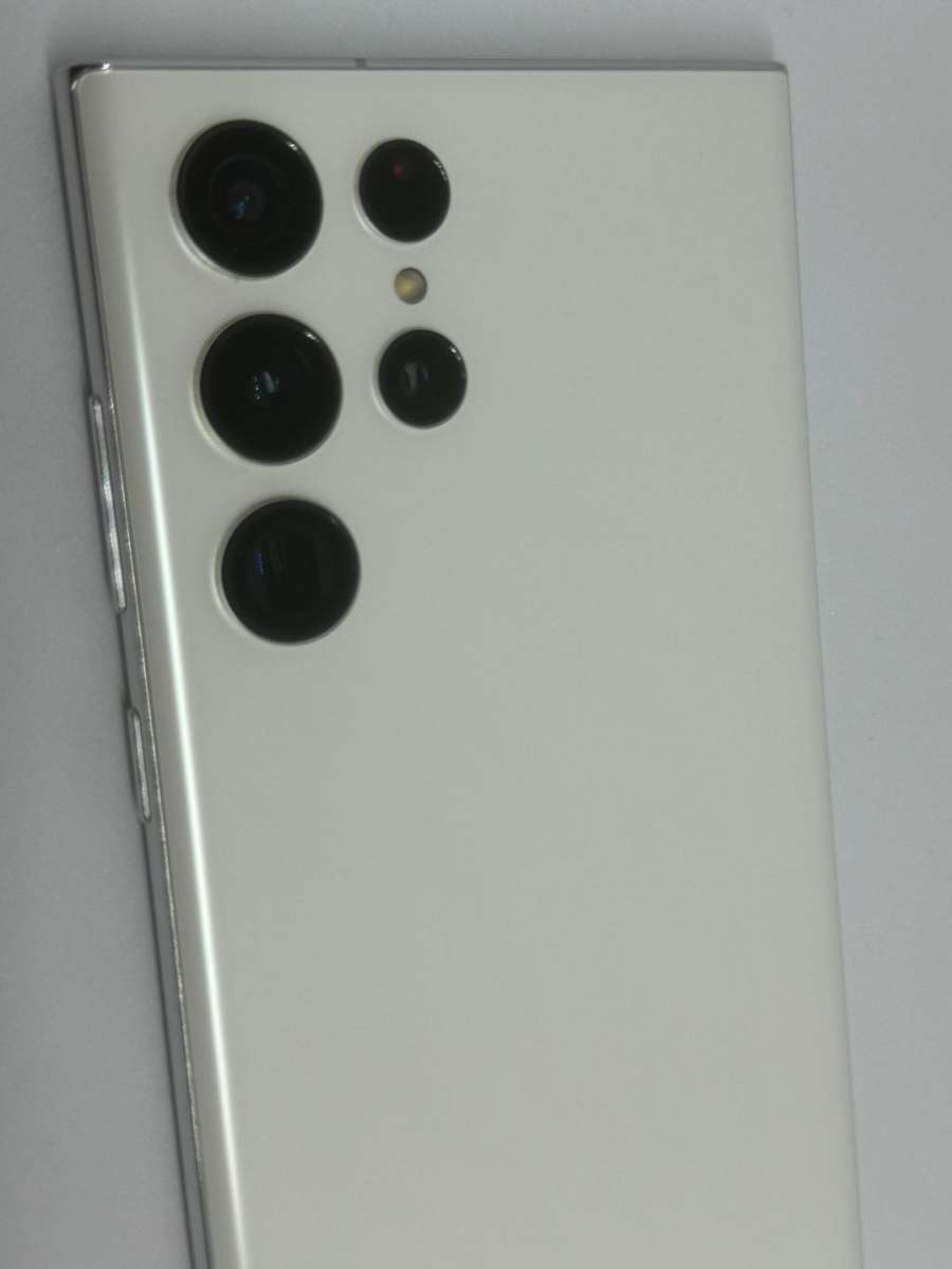 Samsung Galaxy S22 ULTRA 5G 256 GB | Phantom White Dual Sim