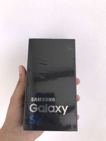 *SEALED* SAMSUNG S7 - NO RESERVE