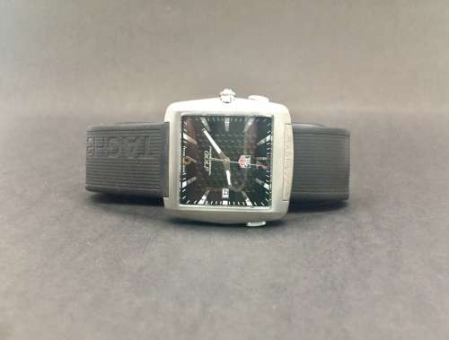 Tag Heuer Tiger Woods Edition WAE1111