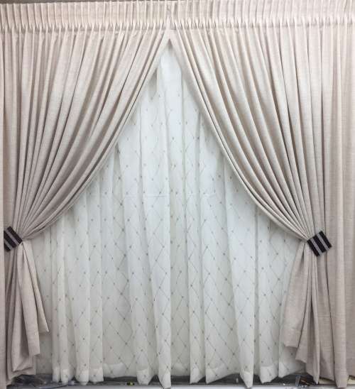 STANDARD SIZE CURTAIN
