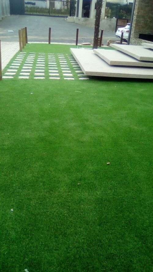 Artificial Grass - 15mm (HEAVY DUTY)