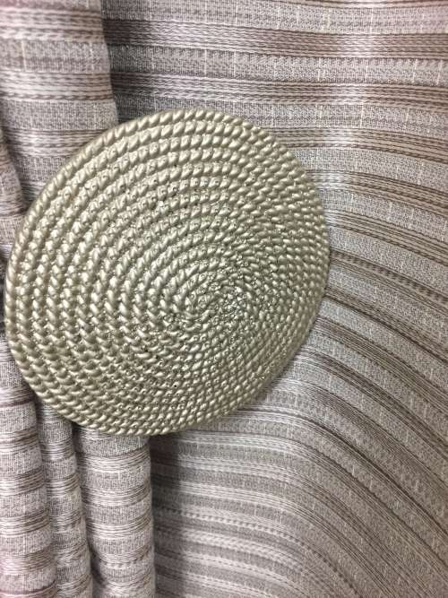 STANDARD SIZE CURTAIN