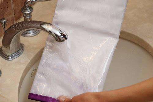 Sink Angel Stick-On Bathroom Sink Mat (KKAK)