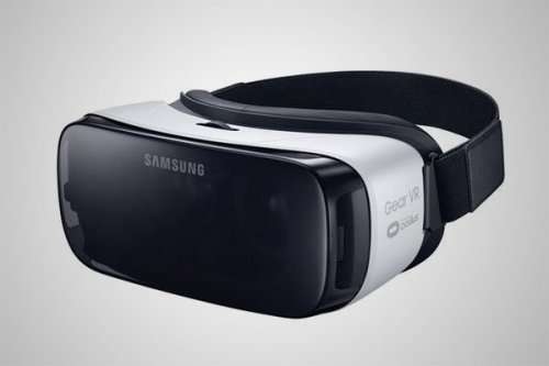 Samsung Gear VR - Powered by Oculus