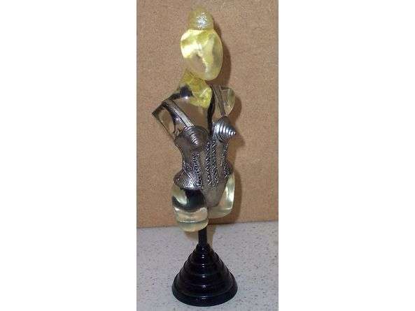 The Latest Thing Madonna Diva figurine ornament