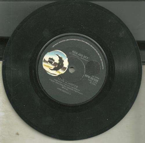 hou jou bek- leon schuster (seven single)