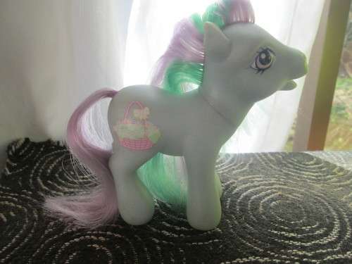 MY LITTLE PONY- DAISY- PONYVILLE