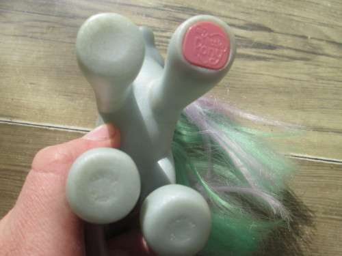 MY LITTLE PONY- DAISY- PONYVILLE