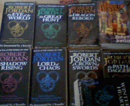THE WHEEL OF TIME -  SERIES BOOKS ONE TO NINE - ROBERT JORDAN