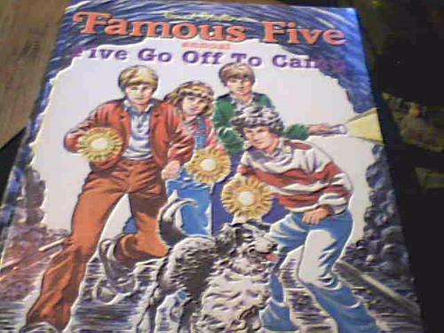 FIVE GO OFF TO CAMP- FAMOUS FIVE ANNUAL- ENID BLYTON