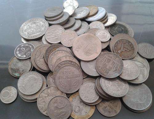 A MIX OF +- 90 Old Silver & Bronze Coins