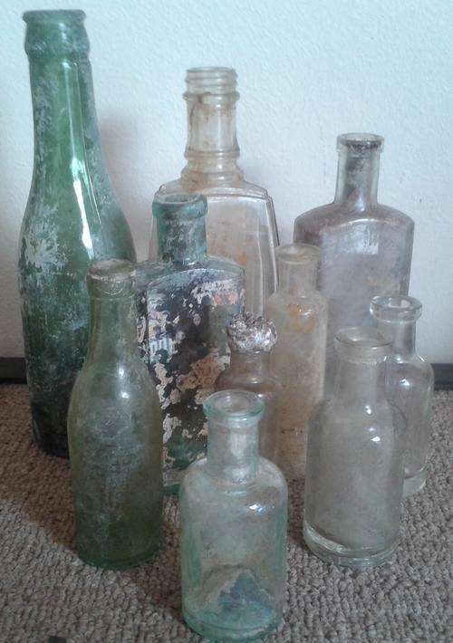 VINTAGE BOTTLES 1