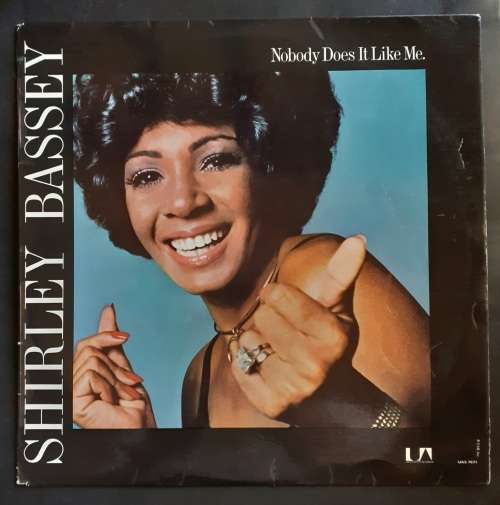 Shirley Bassey - Nobody Does It Like Me LP Vinyl Record