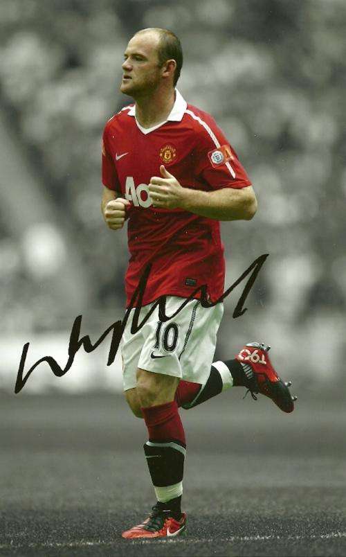 WAYNE ROONEY MANCHESTER UNITED PRE SIGNED PHOTO ( A4 Size )